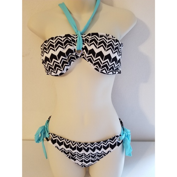 a.n.a Other - A.N.A. 2 piece suit black, white, and blue size 8